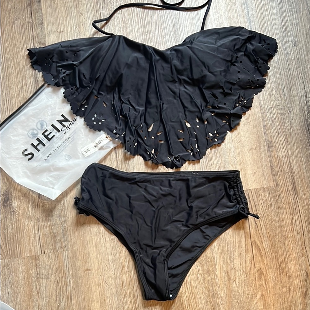 SHEIN Black Scalloped Bikini Set